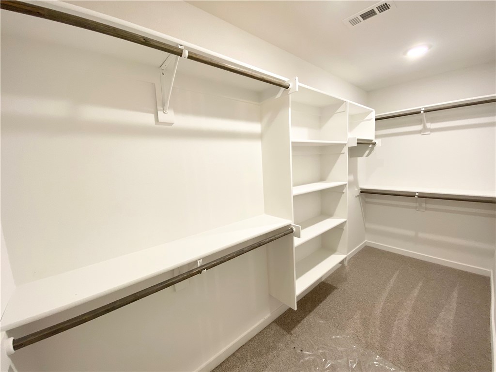 Wagon Wheel Crossing - Residential Lease