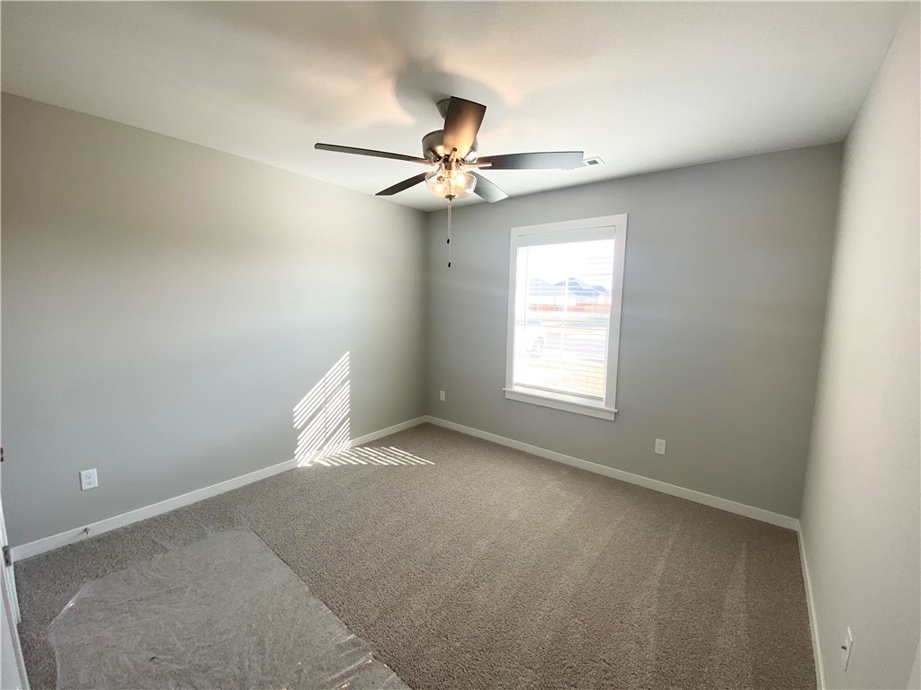 Wagon Wheel Crossing - Residential Lease