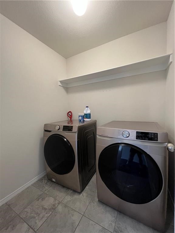 Lakewood Crossing - Residential Lease