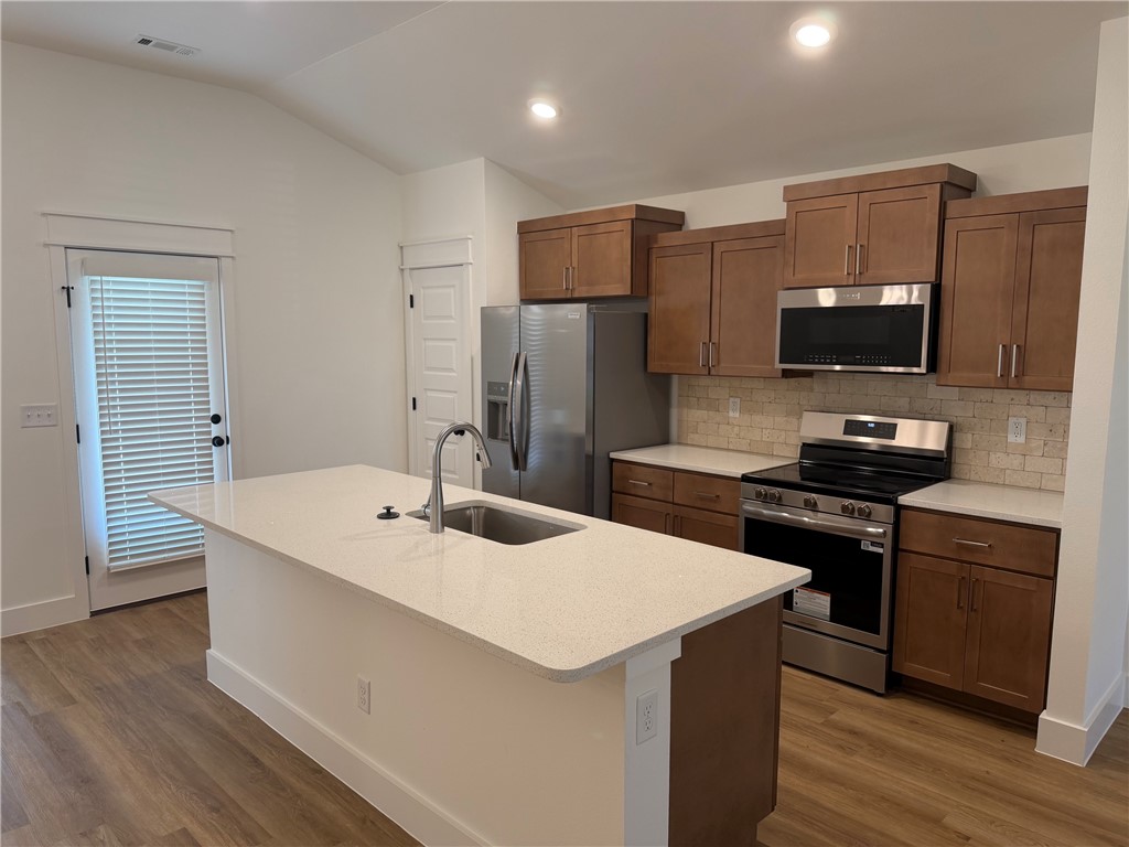 Castlewood - Residential Lease
