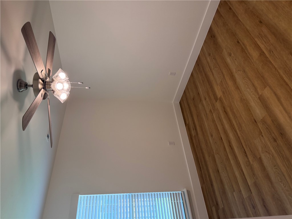 Castlewood - Residential Lease
