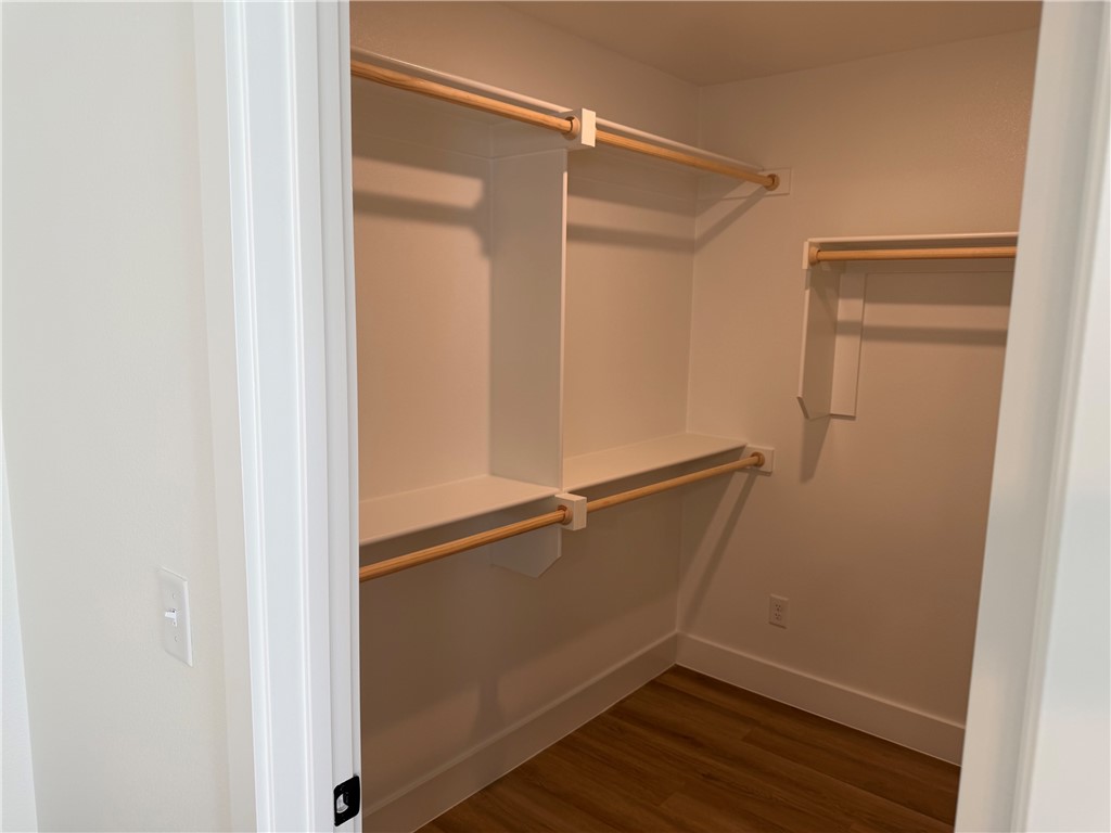 Castlewood - Residential Lease