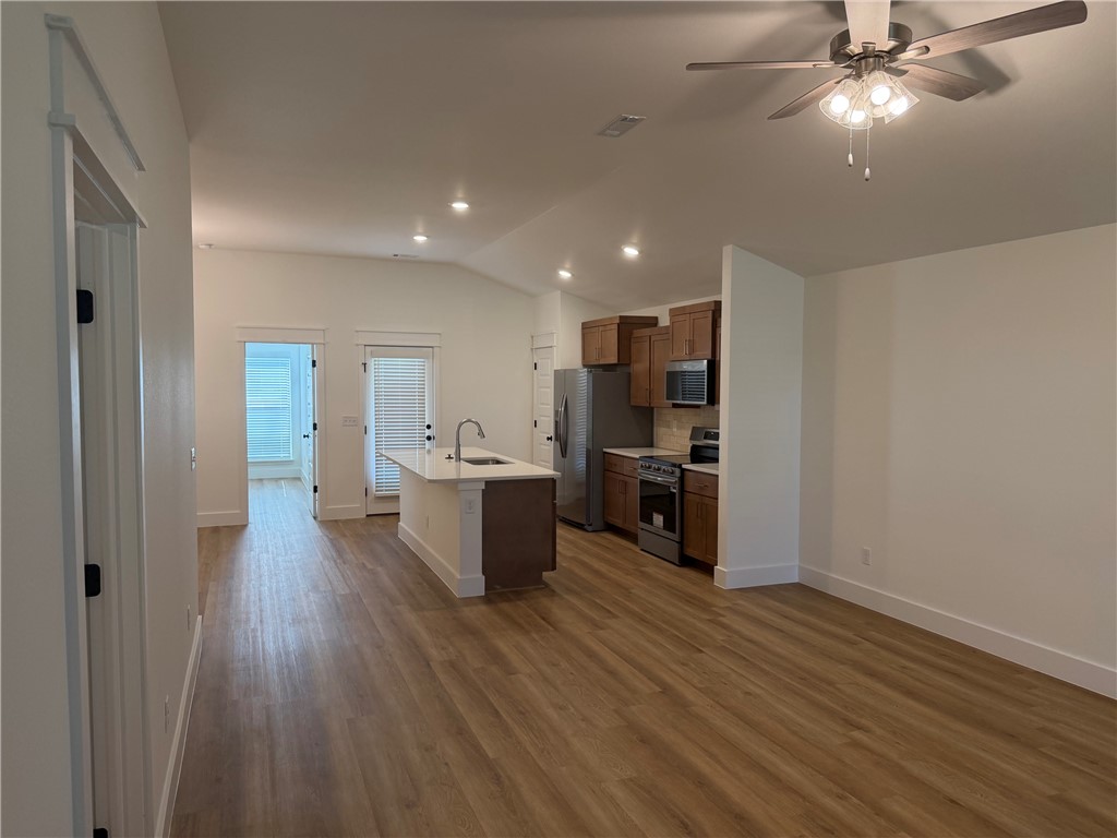 Castlewood - Residential Lease