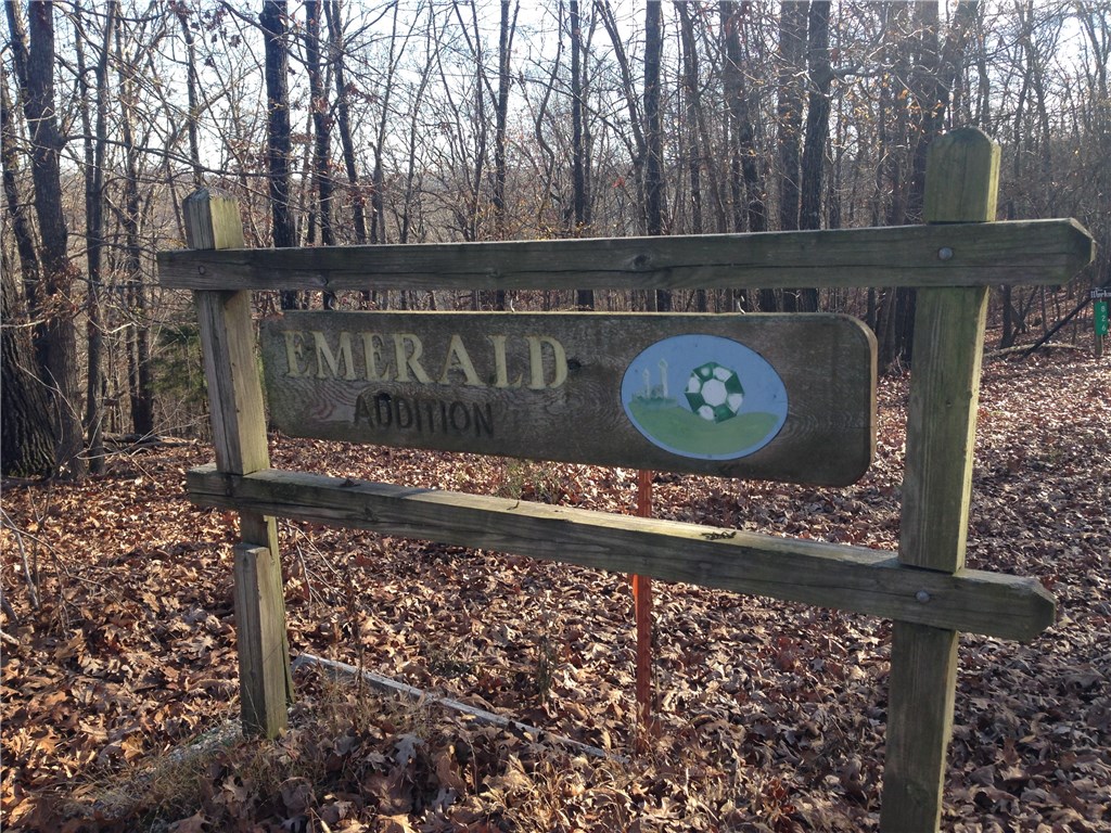 Point Mirage - Land