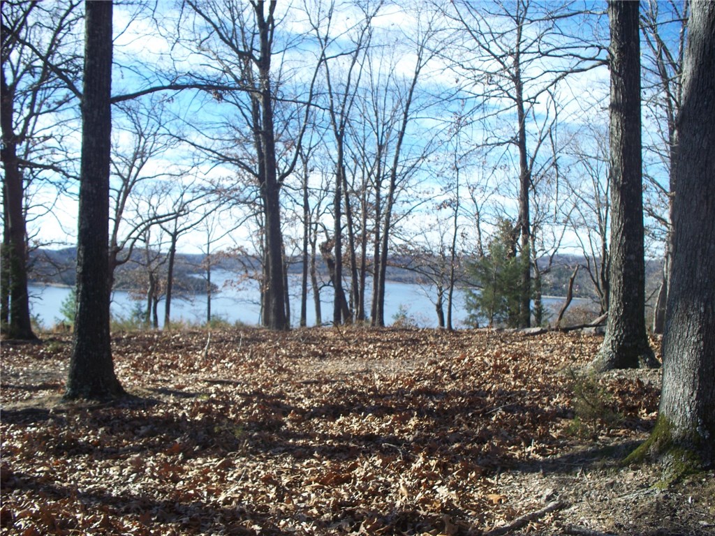 Point Mirage - Land