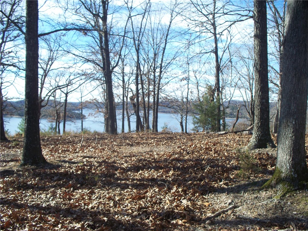 Point Mirage - Land