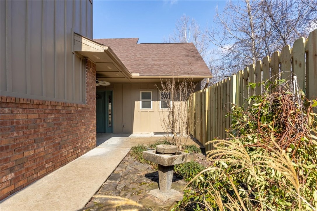 Oak Park Condos - Residential