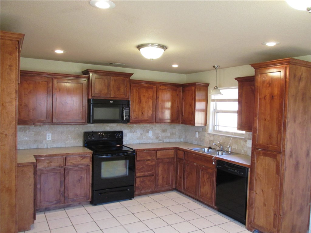 Spring Creek Park Springdale - Residential Lease