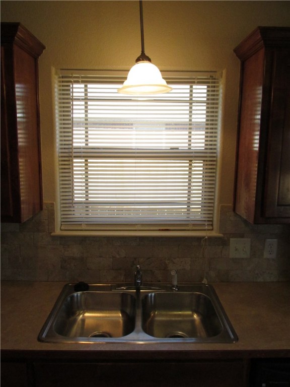 Spring Creek Park Springdale - Residential Lease