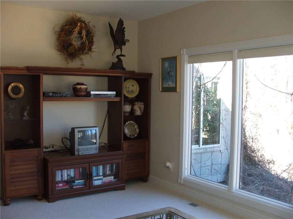 Kenwood Sub Bvv - Residential