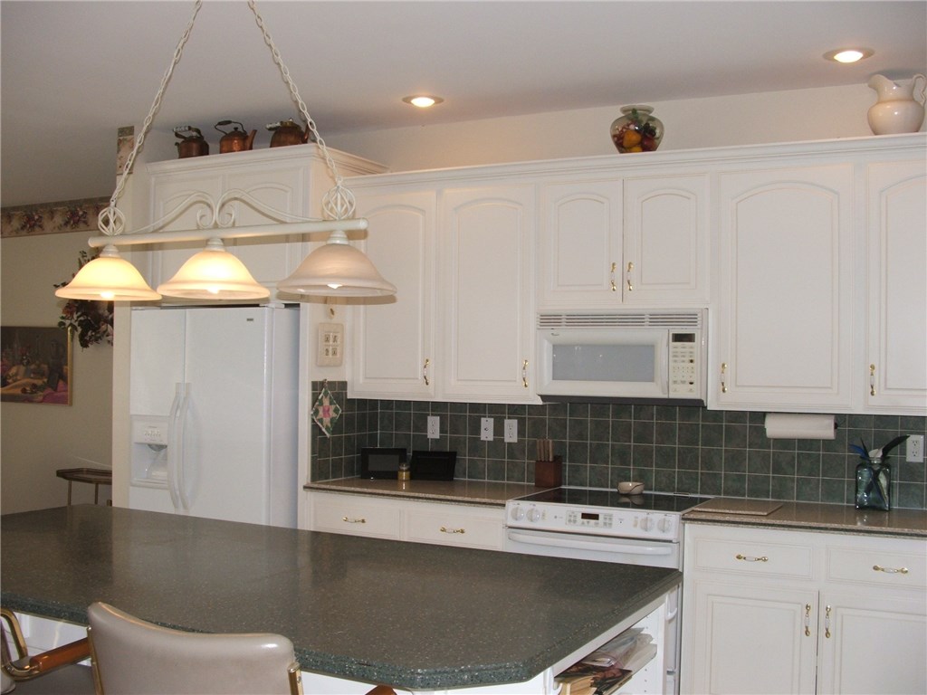 Kenwood Sub Bvv - Residential