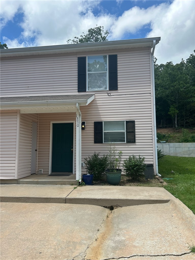 Sequoyah South Ph I - Residential Lease
