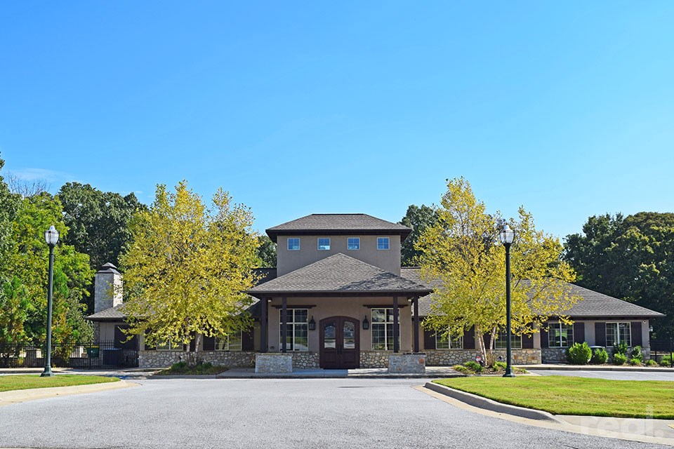 Oak Tree Centerton - Land