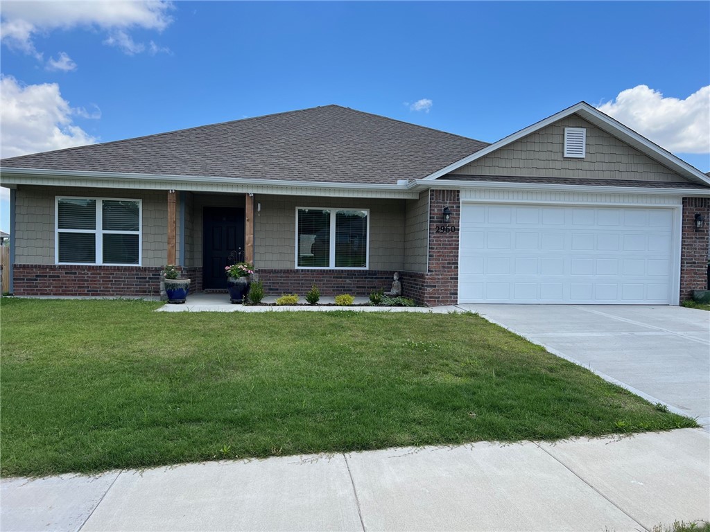 Situated in a desirable west Fayetteville neighborhood, this home offers the perfect blend of comfort and convenience. Residents enjoy easy access to scenic parks, walking and biking trails, and a variety of local dining and shopping options. The area also features well-regarded schools, community spaces, and entertainment venues, making it an ideal setting for both relaxation and everyday living. Whether you're looking to enjoy the outdoors or explore the city's vibrant culture, this location puts it all within reach. Yard has privacy fencing, but is not completely enclosed.