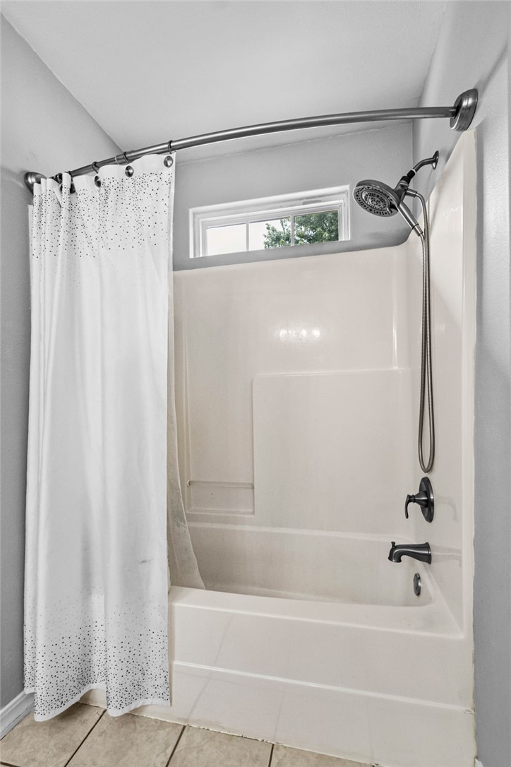 Carriage Square Sub Bentonville - Residential