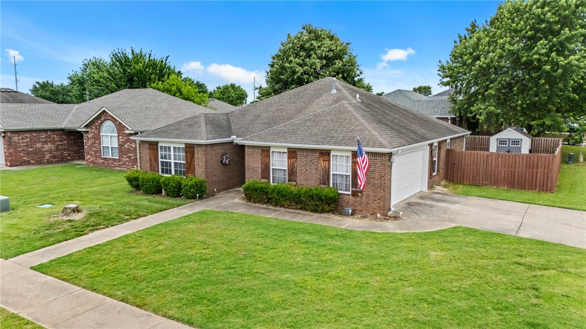 Carriage Square Sub Bentonville - Residential