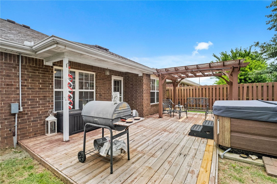 Carriage Square Sub Bentonville - Residential