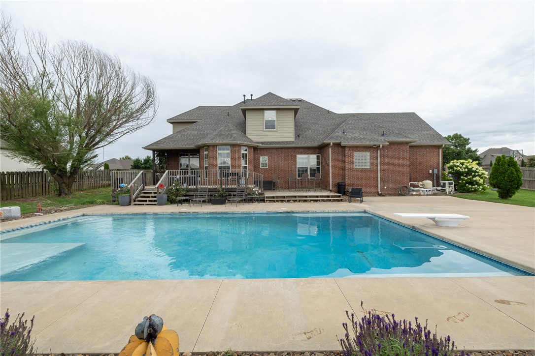 Waterford Estates At Hissom Ranch - Residential