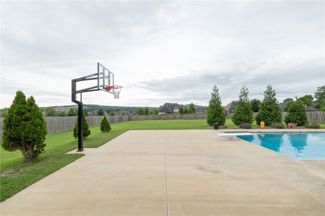 Waterford Estates At Hissom Ranch - Residential