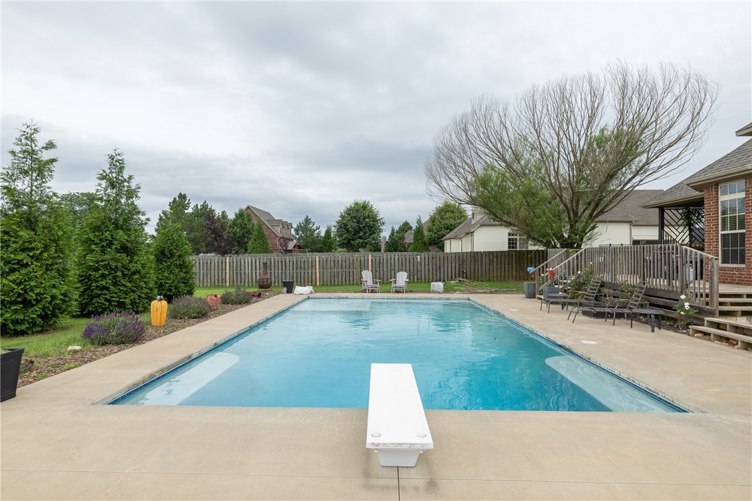 Waterford Estates At Hissom Ranch - Residential