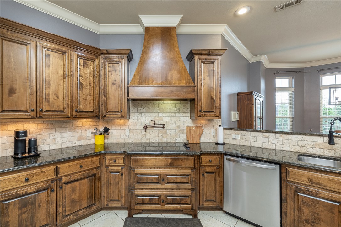 Waterford Estates At Hissom Ranch - Residential