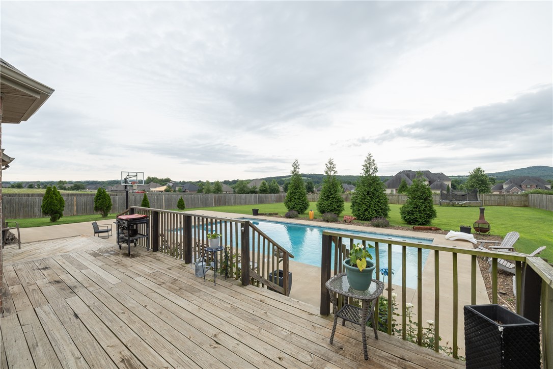 Waterford Estates At Hissom Ranch - Residential