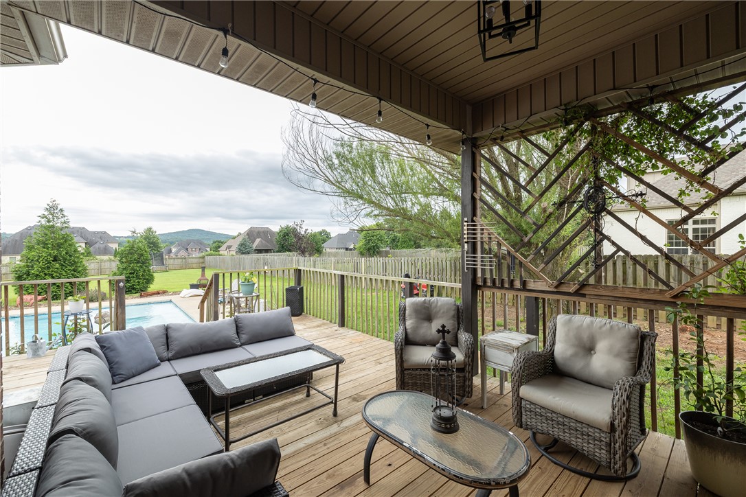 Waterford Estates At Hissom Ranch - Residential