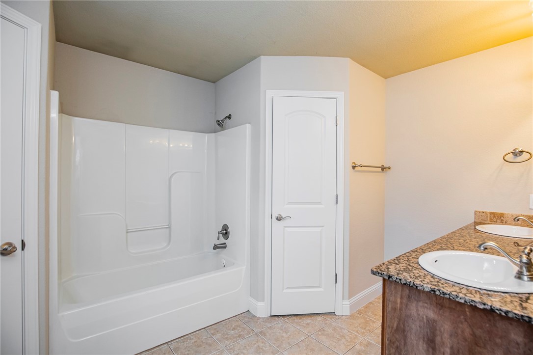 Meadow Wood Rogers - Residential