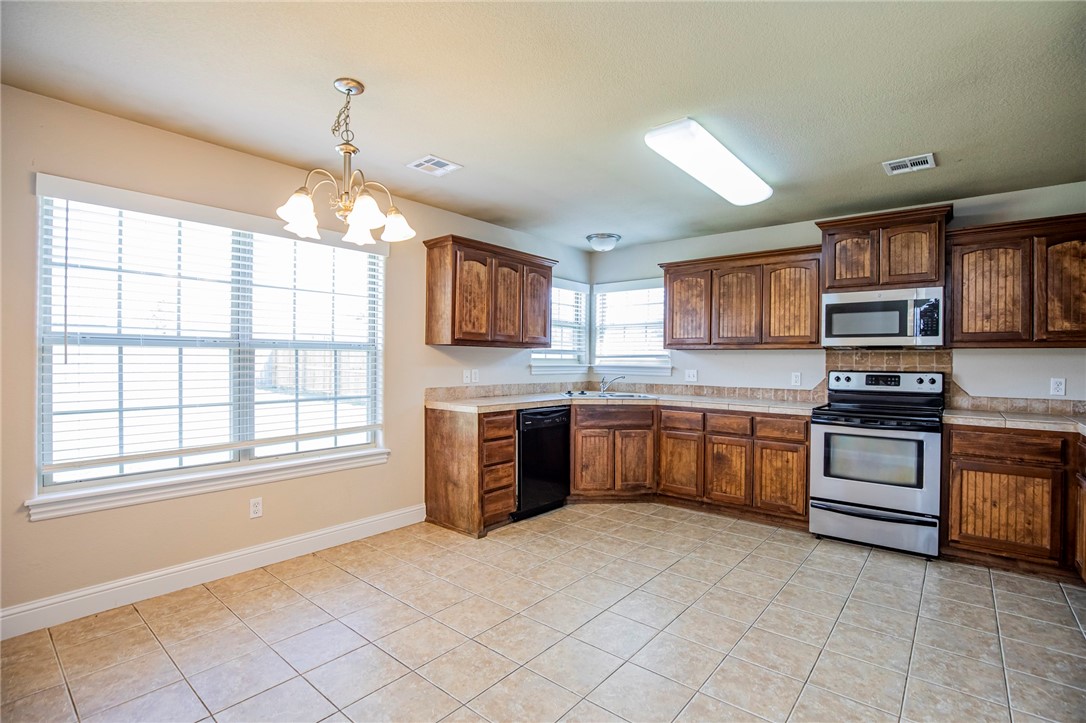 Meadow Wood Rogers - Residential