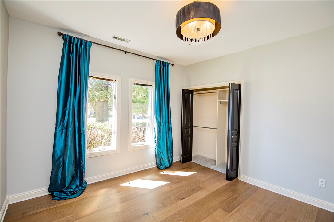 Glenbrook Sub Bentonville - Residential Lease