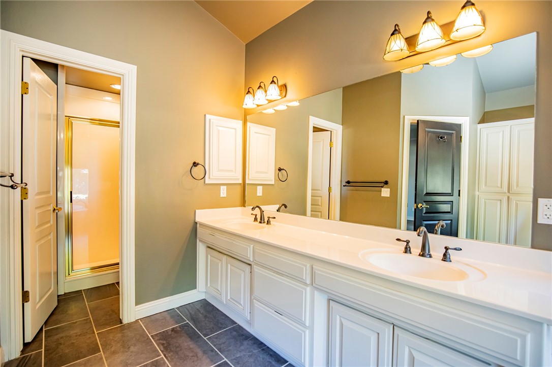 Glenbrook Sub Bentonville - Residential Lease