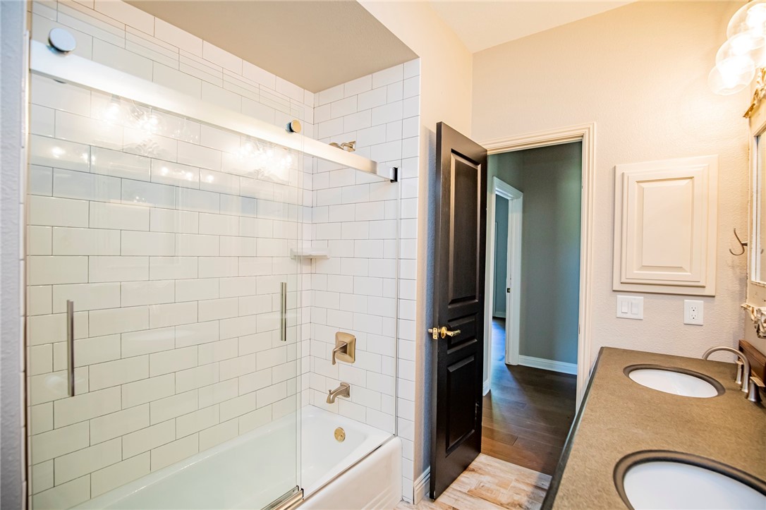 Glenbrook Sub Bentonville - Residential Lease