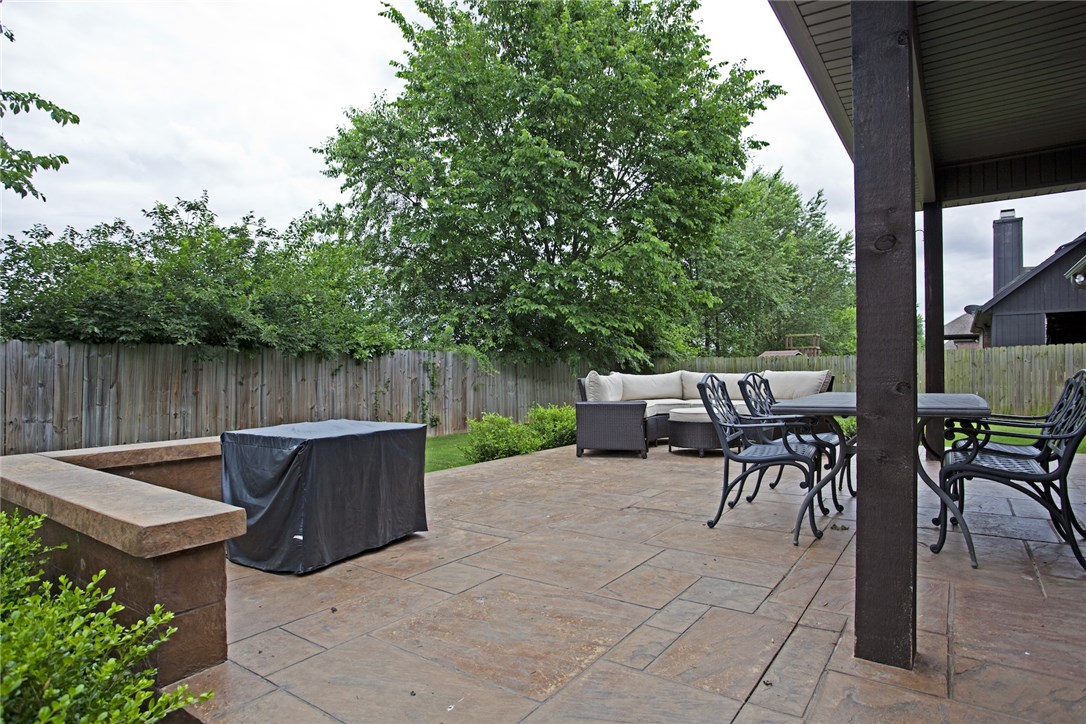Lexington Sub Rogers - Residential