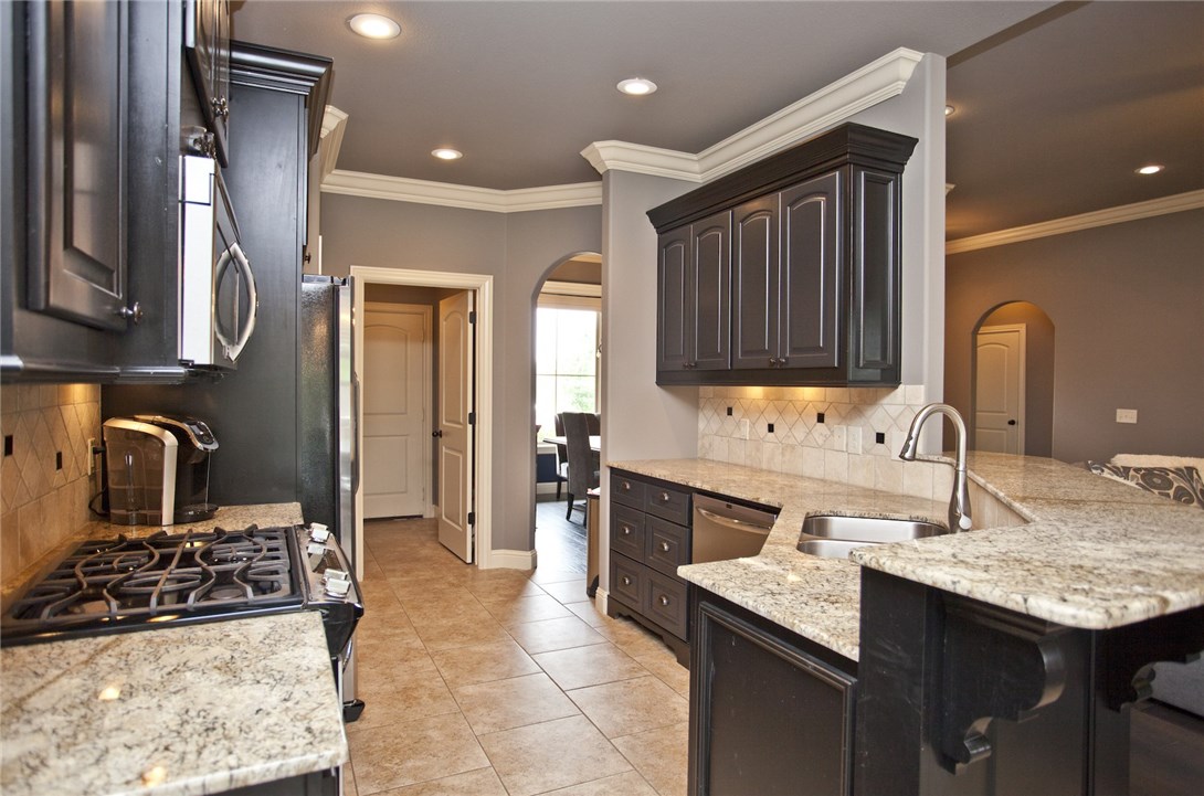 Lexington Sub Rogers - Residential