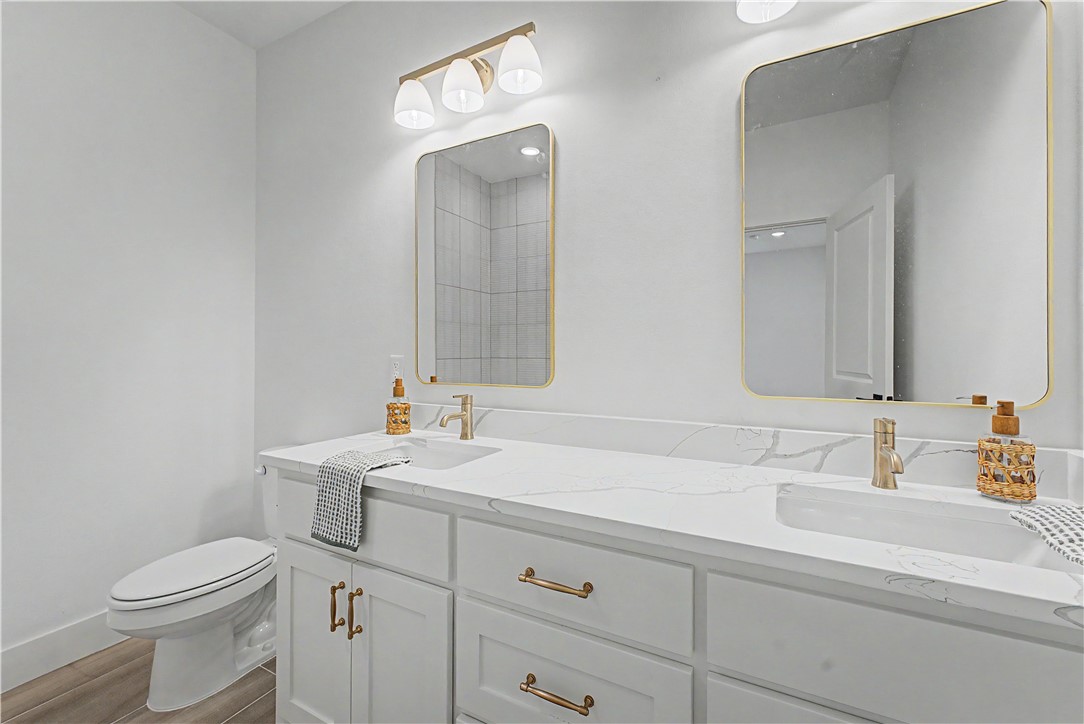 Lands End - Residential
