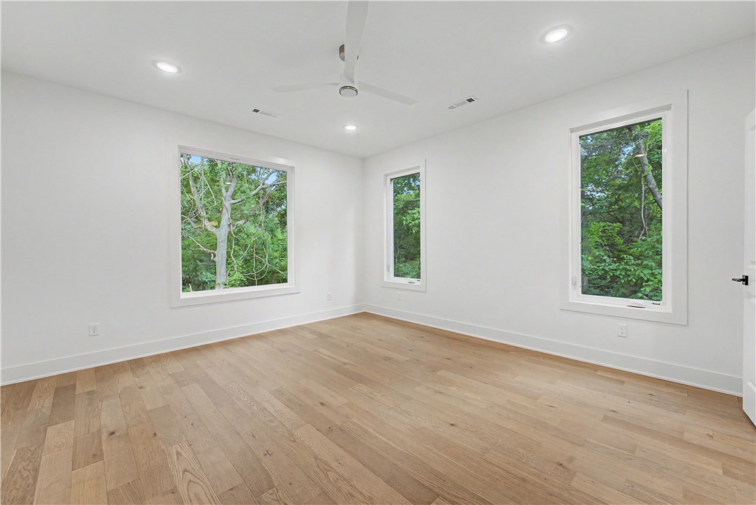 Lands End - Residential