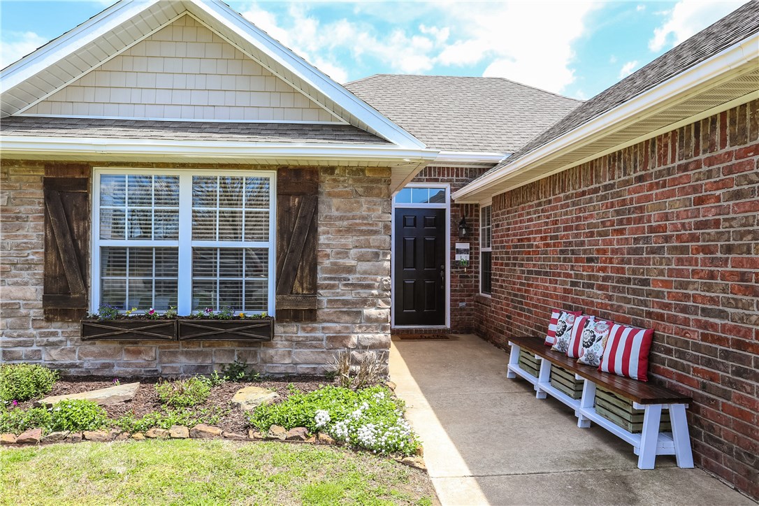 Standing Oaks - Residential