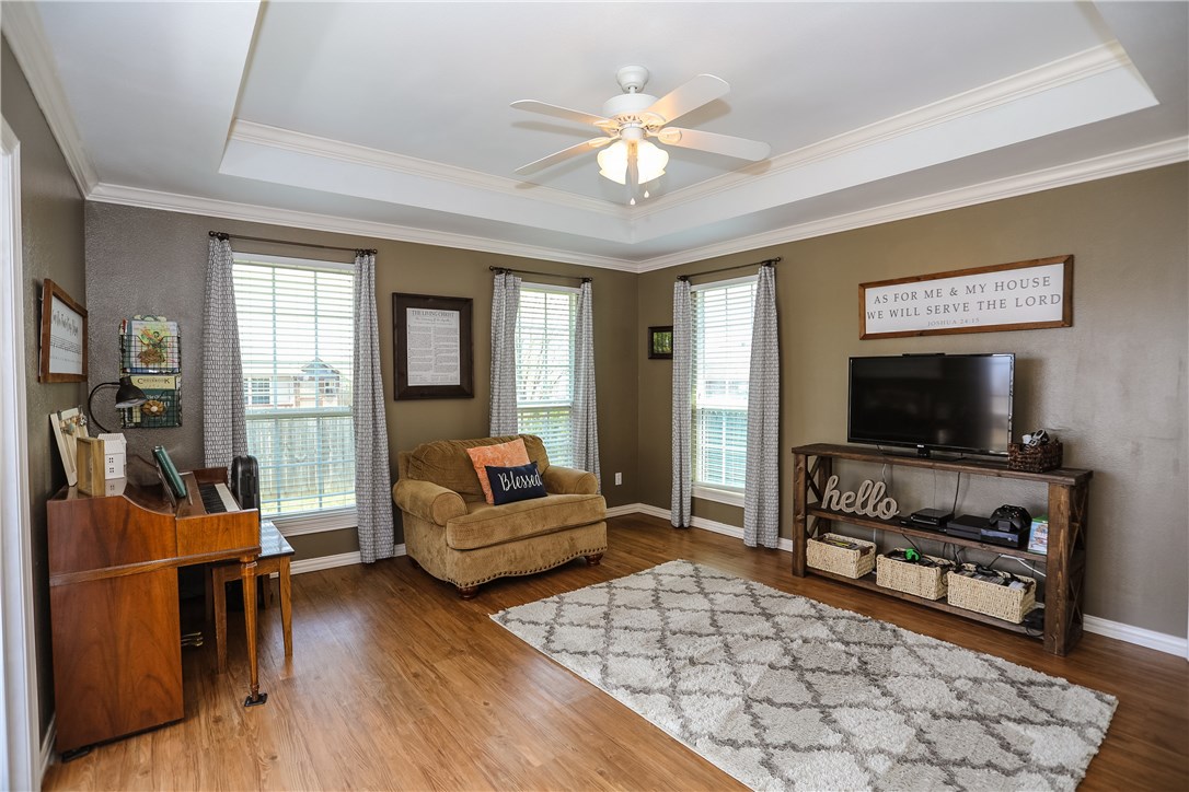Standing Oaks - Residential