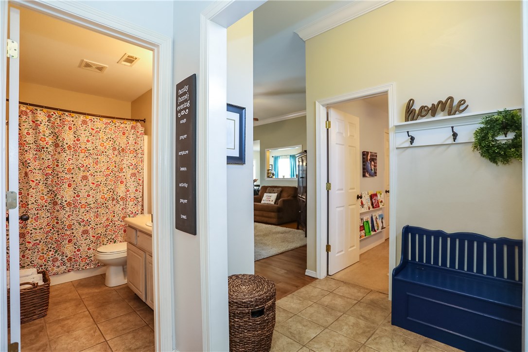 Standing Oaks - Residential