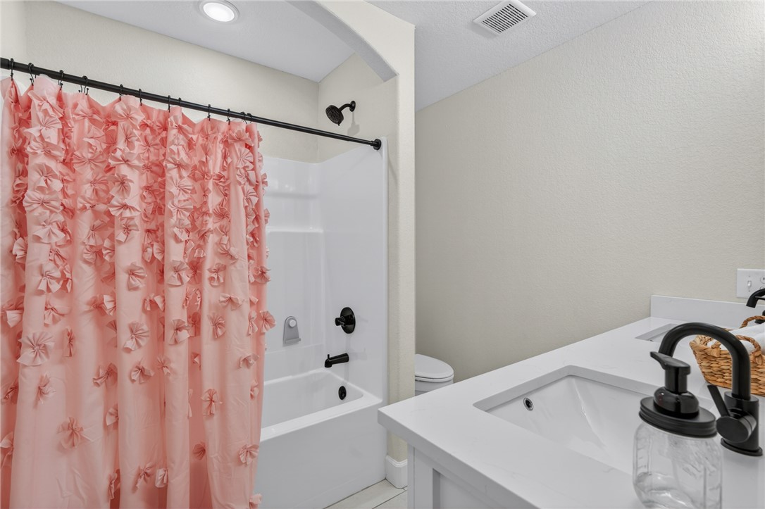 Shire Glen At Chaffee Crossing - Residential