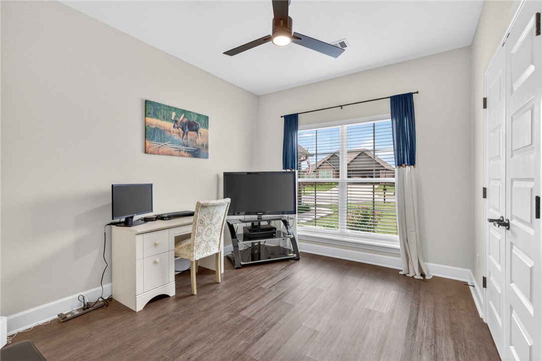 Shire Glen At Chaffee Crossing - Residential