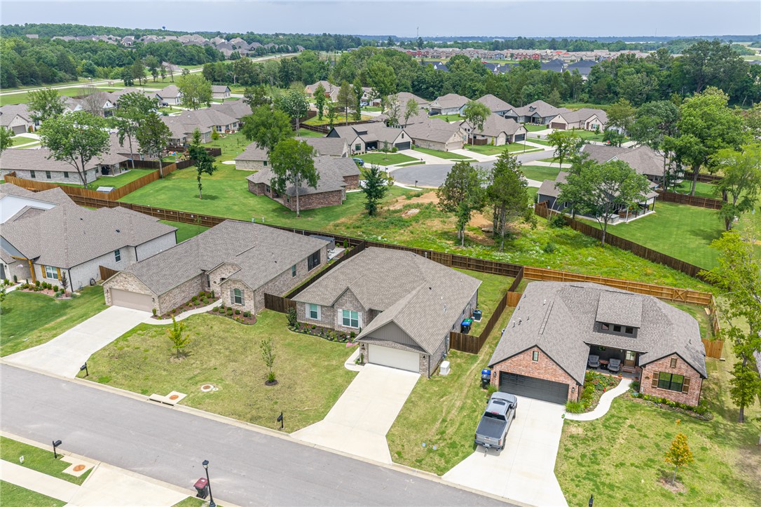 Shire Glen At Chaffee Crossing - Residential
