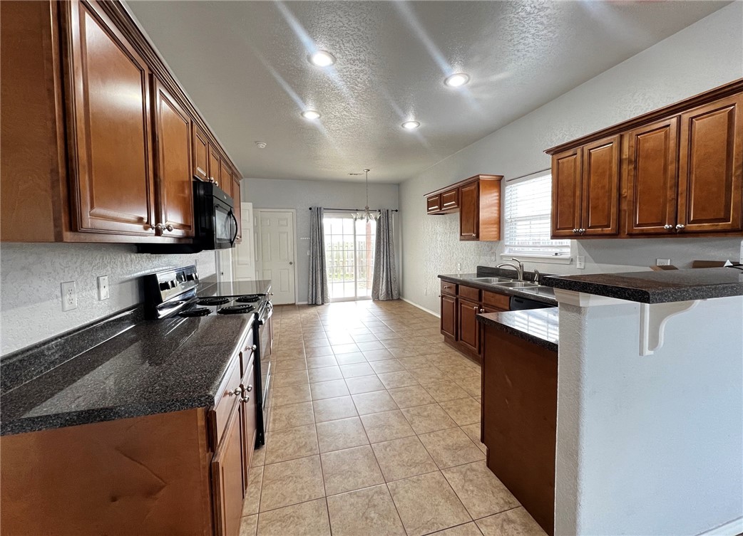 Walnut Crossing - Residential Lease