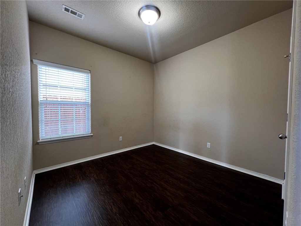 Walnut Crossing - Residential Lease