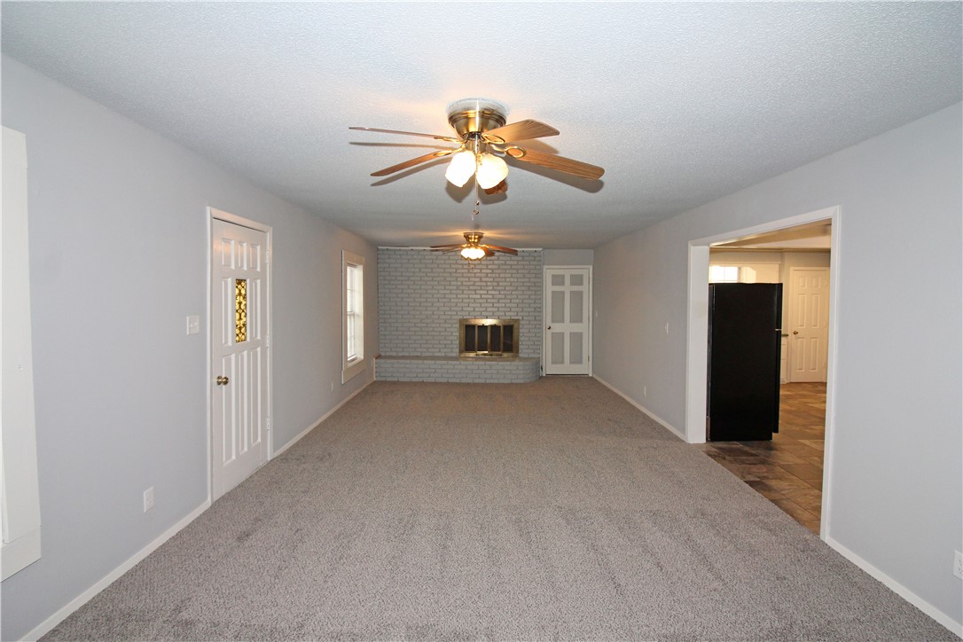 31-20-31-CENTERTON - Residential Lease