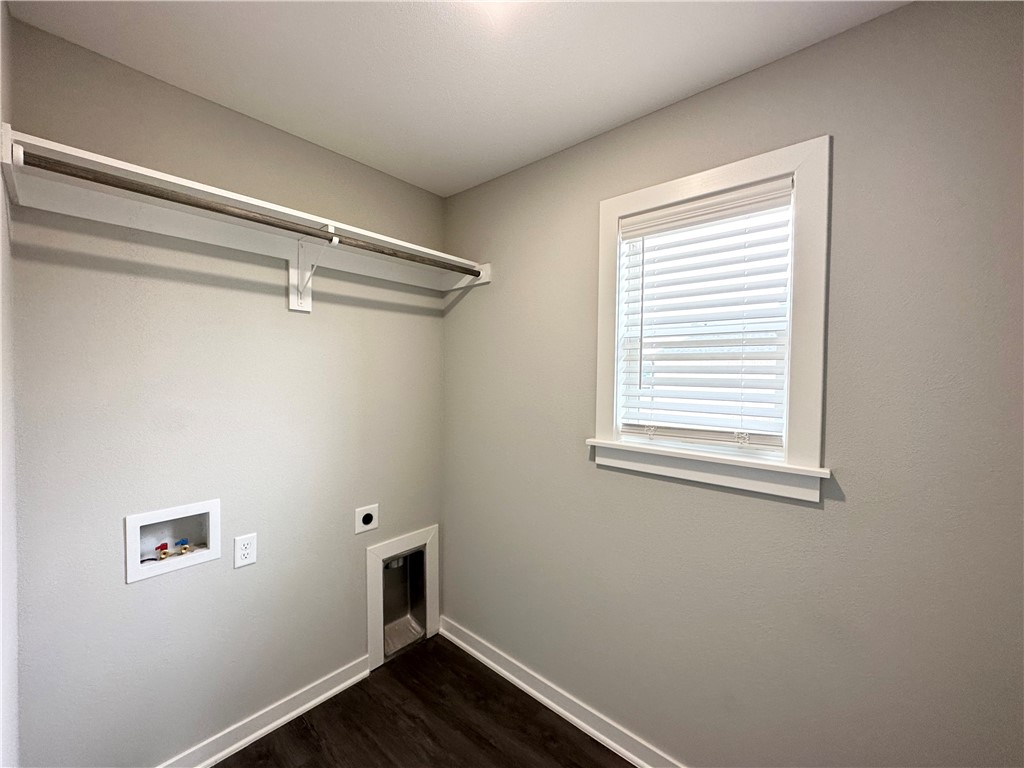 Wagon Wheel Crossing - Residential Lease