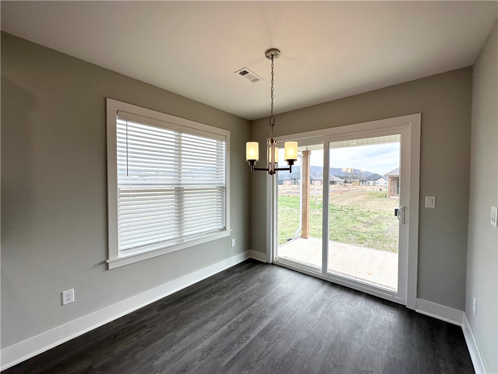 Wagon Wheel Crossing - Residential Lease