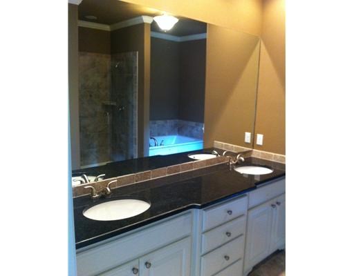 Willowbend Sub Bentonville - Residential Lease