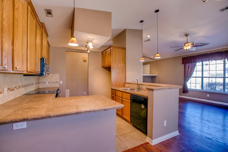 Oakwood Estates Rep Pt Village Estate - Residential