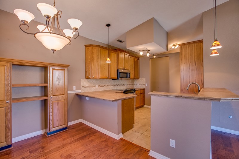 Oakwood Estates Rep Pt Village Estate - Residential